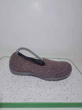 SKECHERS  fit womens pull on