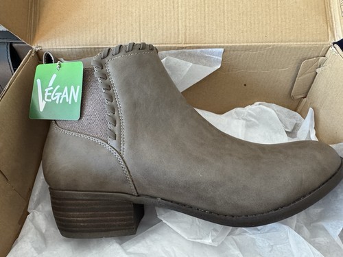 Brand new sketchers - brand, texas